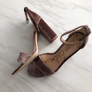 NWOT Sam Edelman yaro velvet mauve block heel